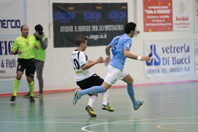 懂球帝12周年120大瞬间1／4决赛：德拜梅磊包揽，谁将杀出半区？